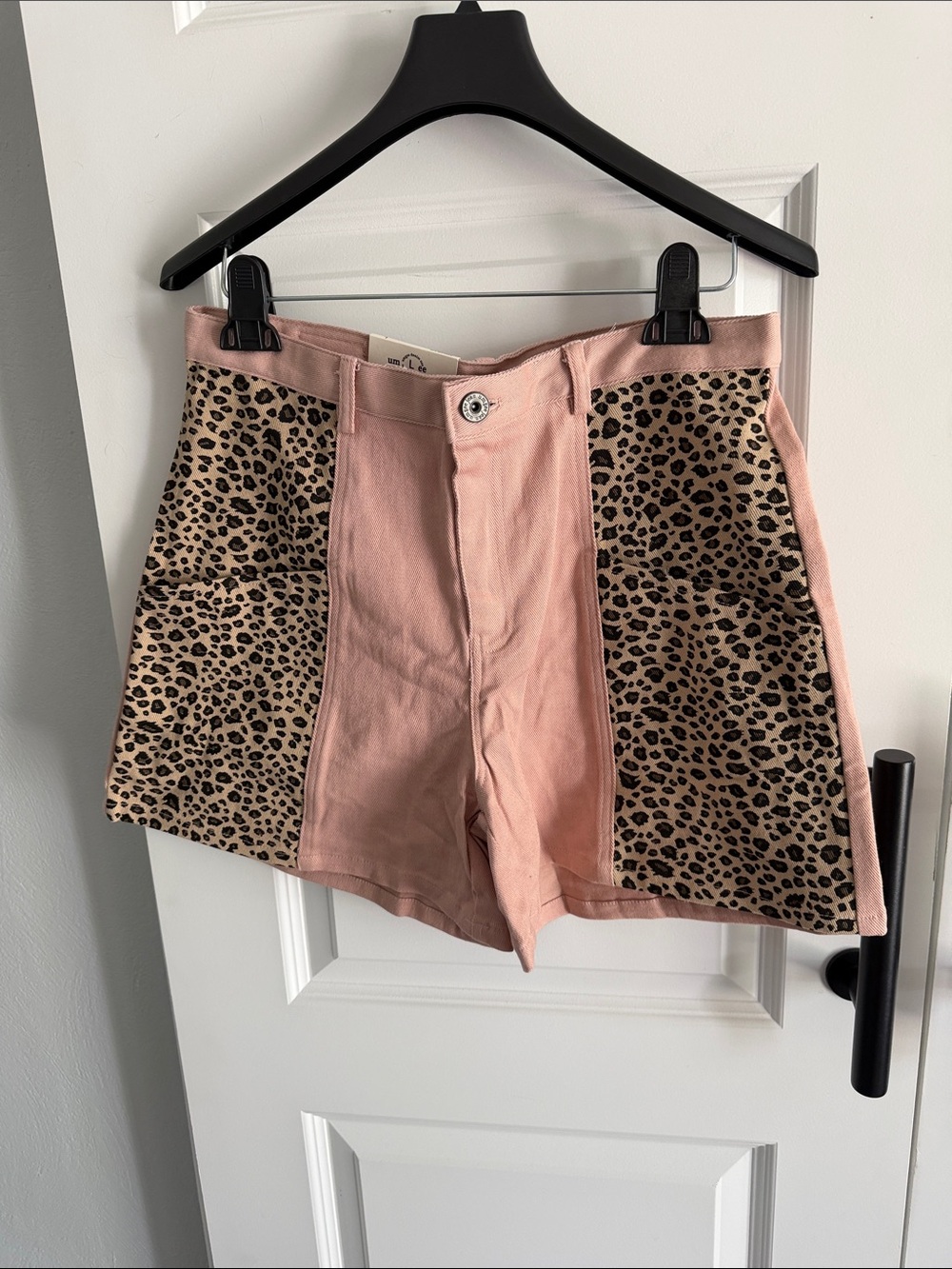 Umgee Pink Leopard-Panel High-Rise Women's Shorts small
